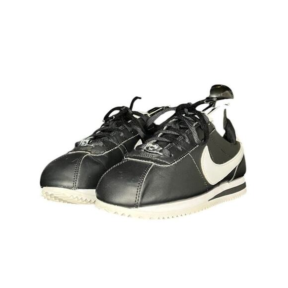 Nike Other - Boys Nike Cortez 72 Classic Leather Sneakers Size 5Y Black White